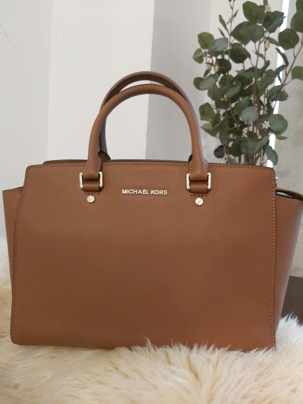 MICHAEL KORS Brown SELMA Medium Sachel Bag